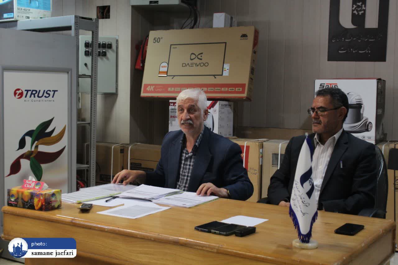 ابهامات عجیب  در شرکت تعاونی مصرف کارکنان بانک صادرات/ لزوم ورود نهادهای نظارتی به ماجرا