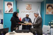 یک بانوی کاشمری سکاندار دانشگاه علوم پزشکی نیشابور شد