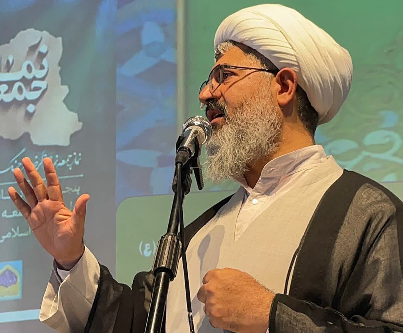 سالروز اقامه اولین نماز جمعه انقلاب اسلامی گرامی داشته شد،”پیوند دوباره مردم با آرمانهای انقلاب در کاشمر”