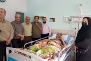 رئیس اداره ارشاد کاشمر ،شاعران و مسئولان انجمن‌های ادبی به عیادت حاج حسین صادقی رفتند
